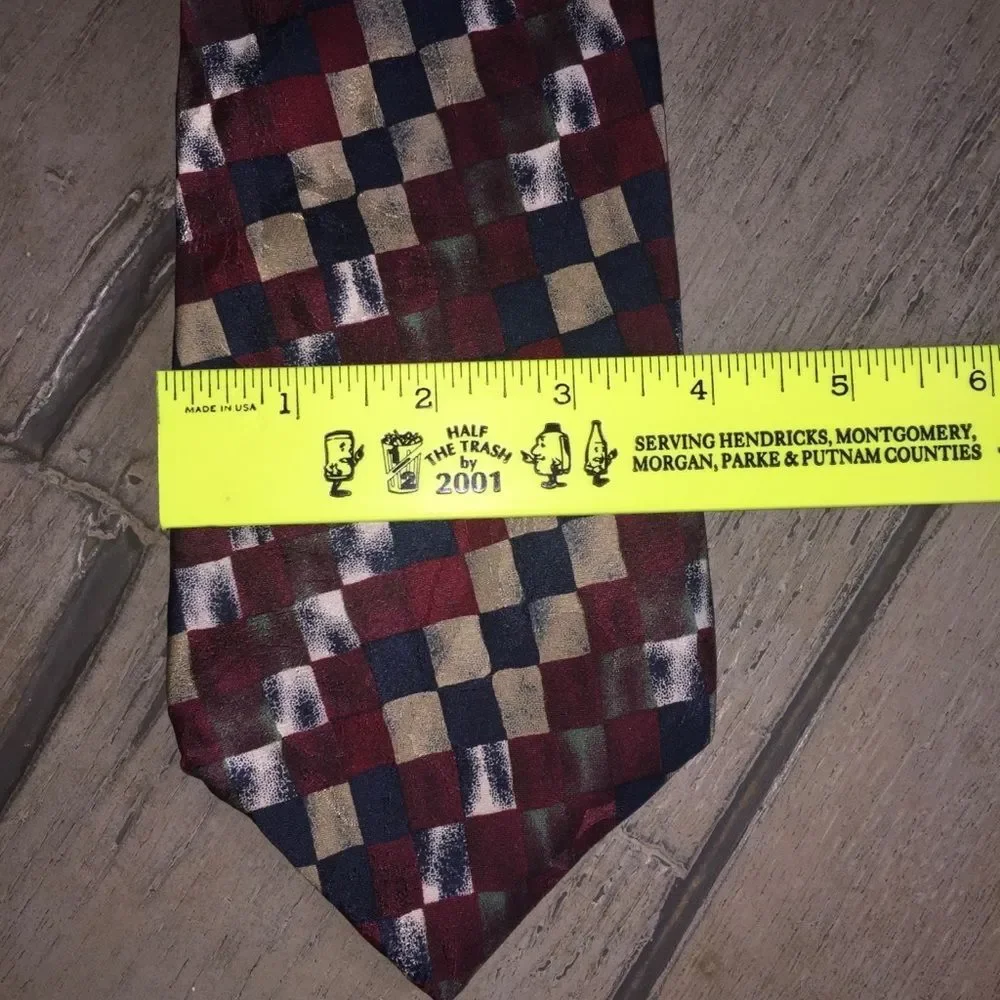 Burma Bibas 100% Silk Tie Geometric Made in USA Retro Career Business